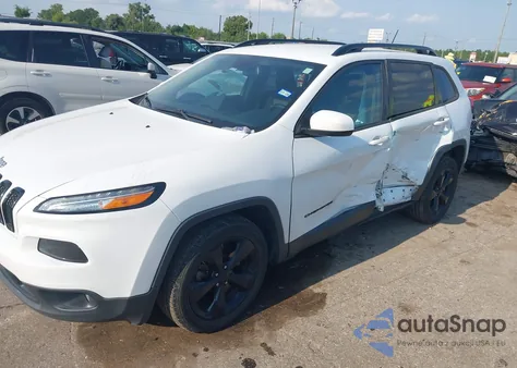 2018 Jeep Cherokee Latitude Fwd from USA, damaged, VIN 1C4PJLCB4JD553657